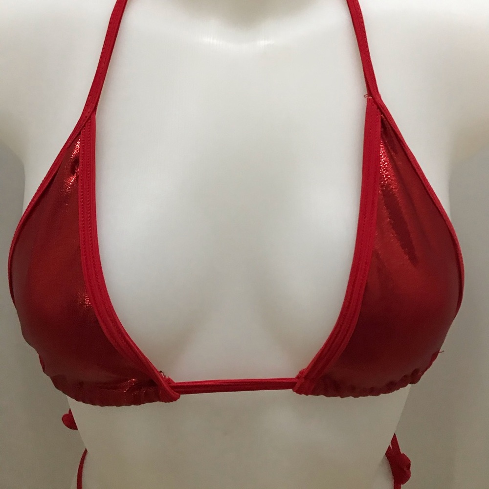 Bikini - Picture 2 of 6